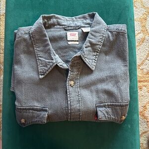 Grey weathered LEVI’S 100% Cotton relaxed XL denim shirt